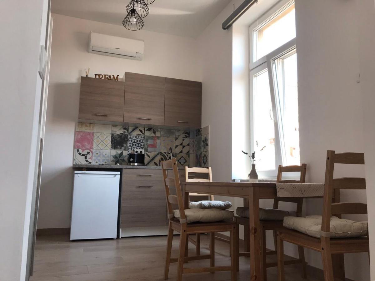 Studio Apartmani Paola Рієка Екстер'єр фото